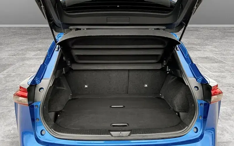 Used Nissan Qashqai N-Connecta 140 HP (102 kW) 2023 Blue SUV