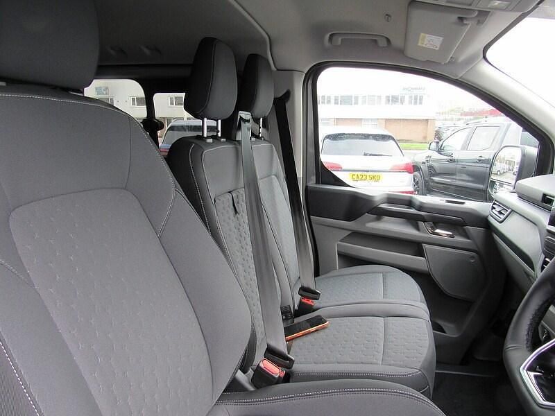 New Ford Transit Custom Limited 170 HP (125 kW) 2025 Magnetic (metallic colour) Estate