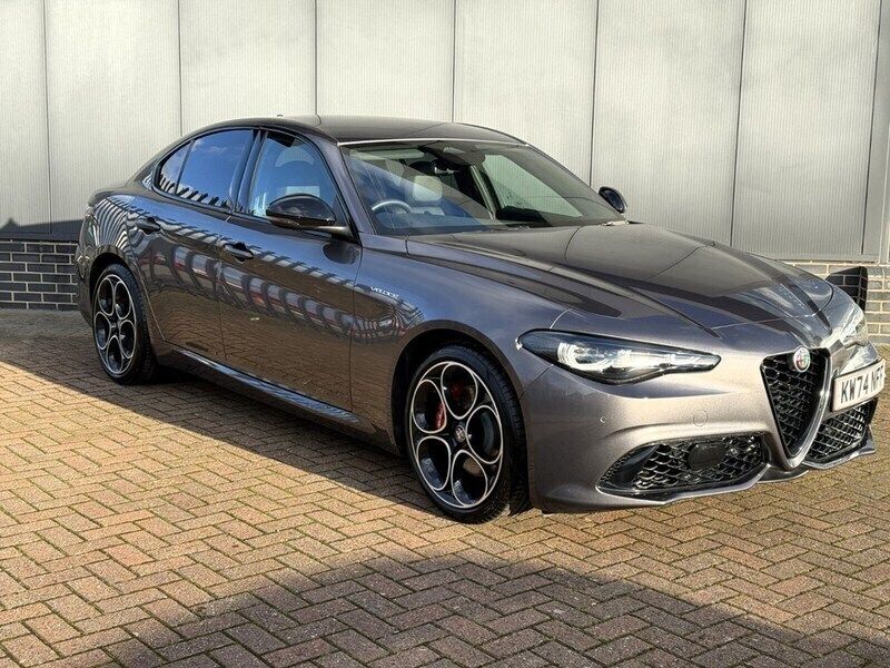 New 2024 Alfa Romeo Giulia Saloon Veloce Sedan | £38,495 (A bit pricey) - Image 1/4