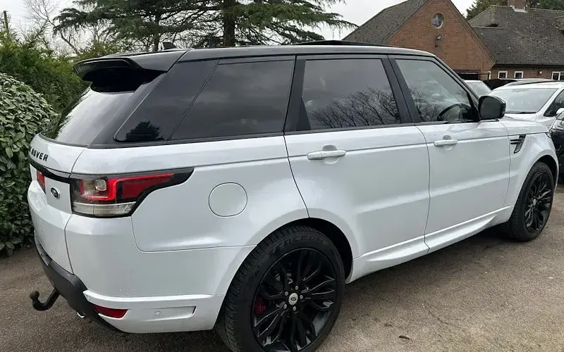 Used Land Rover Range Rover Autobiography Dynamic 306 HP (225 kW) 2014 White SUV