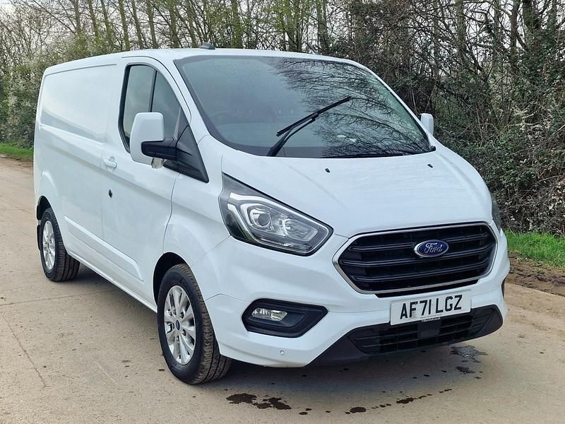 Used Ford Transit Custom Limited 185 HP (136 kW) 2021 White Van