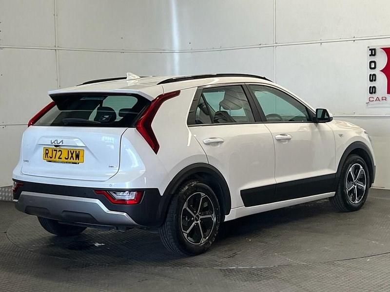 Used Kia Niro 139 HP (102 kW) 2022 White SUV