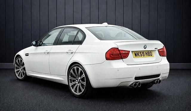 Used BMW M3 M Sport 420 HP (308 kW) 2010 White Sedan