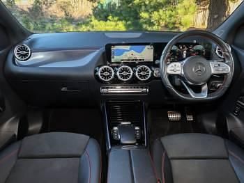 Used Mercedes B200 AMG Line Premium Plus 163 HP (119 kW) 2020 Red MPV