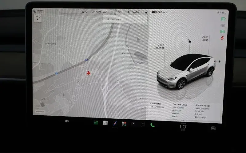 Used Tesla Model Y Standard Range 219 kW (299 HP) 2023 White SUV