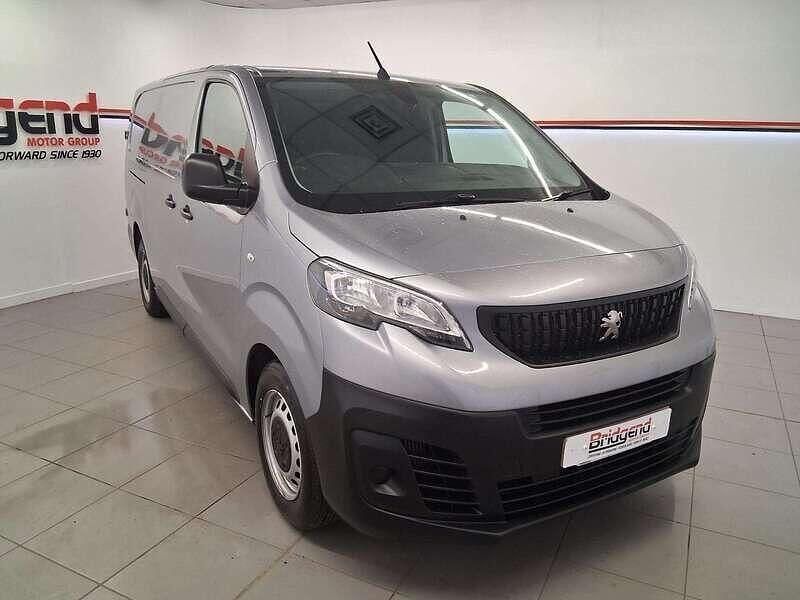 Grey Used 2023 Peugeot Expert Premium Van | £13,699 (Fair price) - Image 1/4