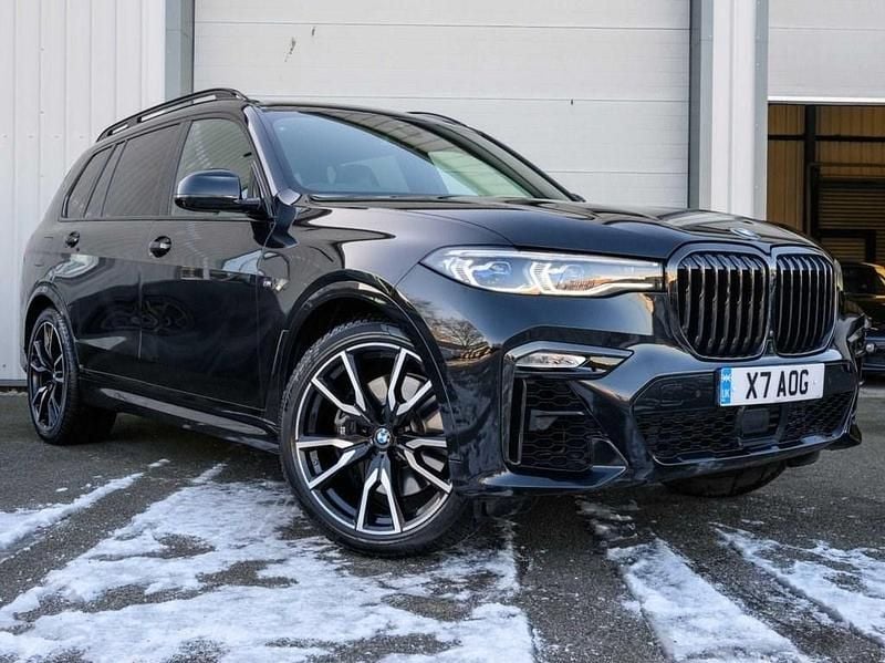 Black Used 2021 BMW X7 M Sport SUV | £46,399 (Good price) - Image 1/4