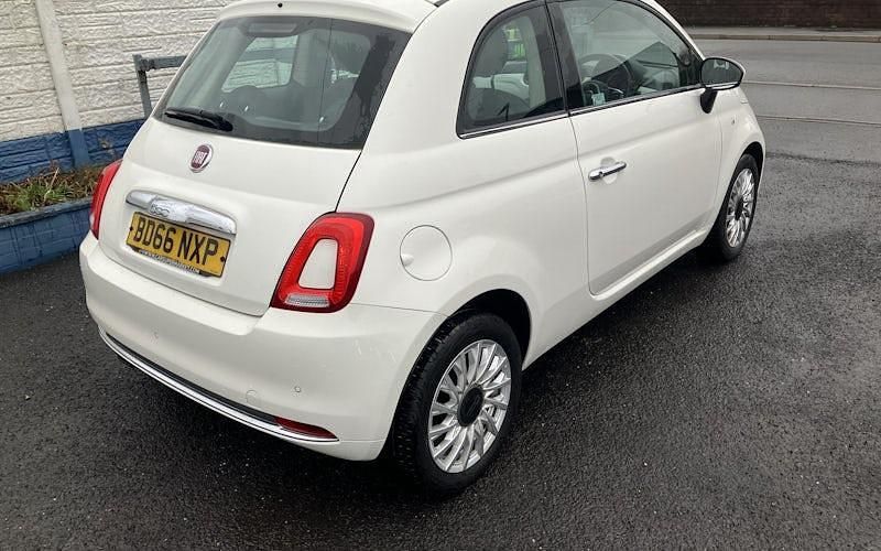 Used Fiat 500 Lounge 69 HP (50 kW) 2019 Hatchback