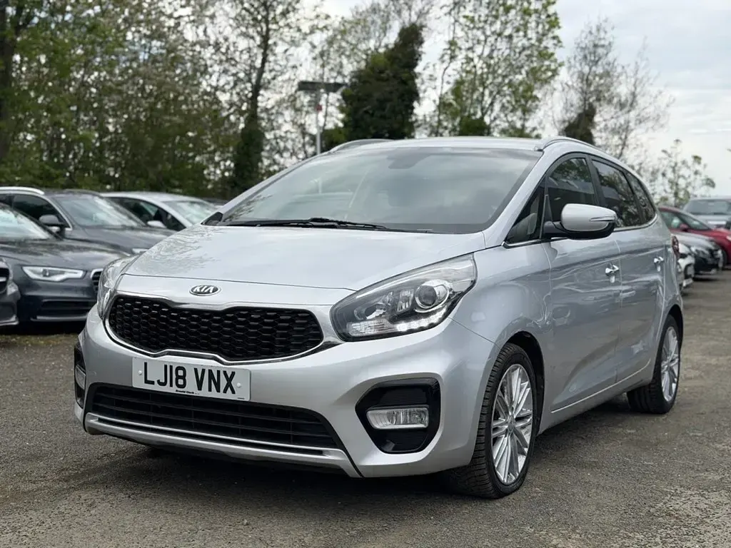 Used Kia Carens 139 HP (102 kW) 2018 Silver MPV