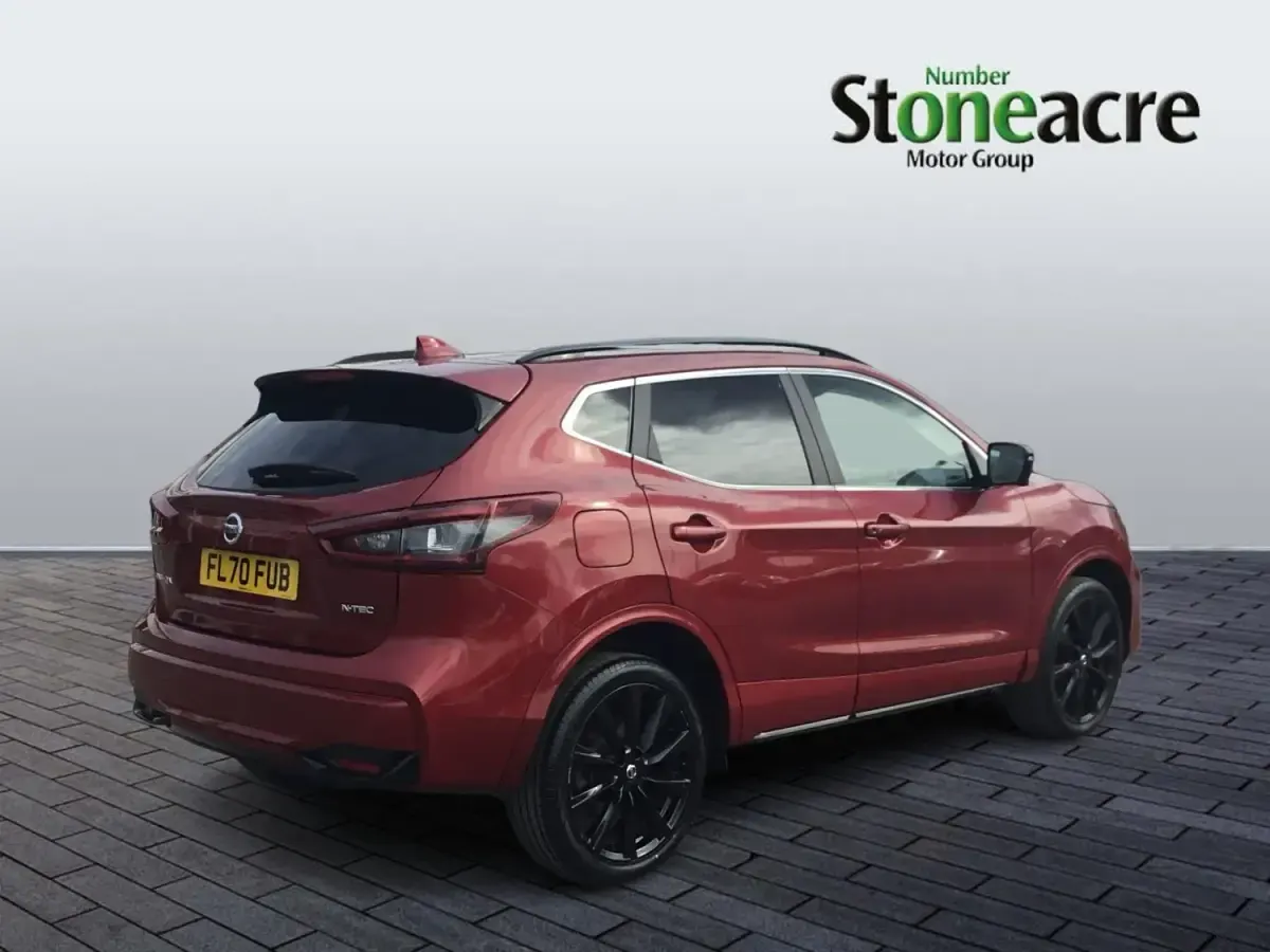 Usado Nissan Qashqai N-TEC 160 HP (117 kW) 2020 Vermelho SUV