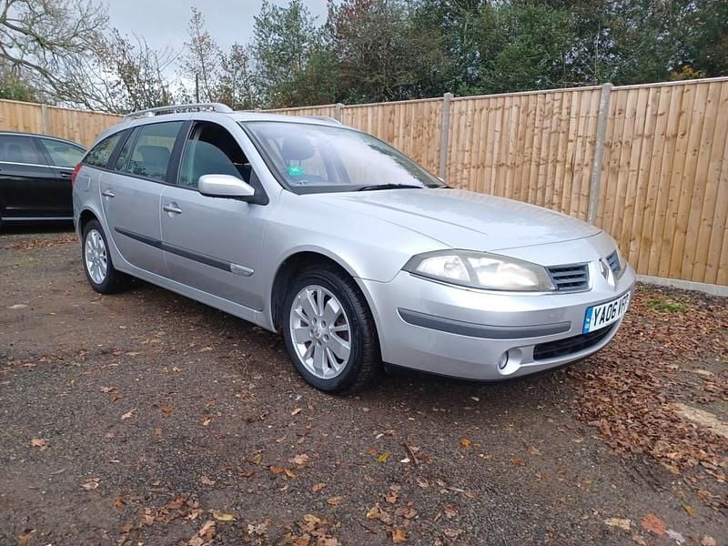Usado Renault Laguna II Dynamique 2006 Prateado Carrinha