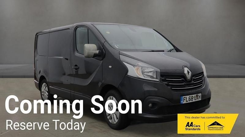 Used Renault Trafic 2018 Black MPV