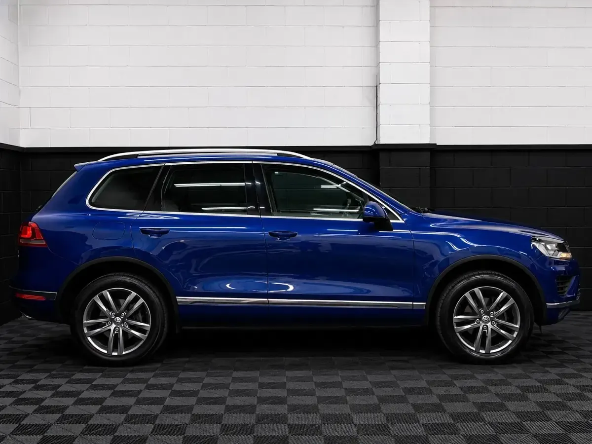 Used VW Touareg SE 262 HP (192 kW) 2015 Blue SUV