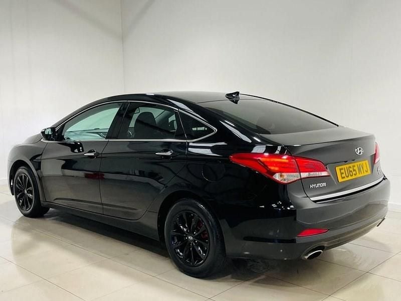 Used Hyundai i40 SE 115 HP (84 kW) 2015 Black Sedan