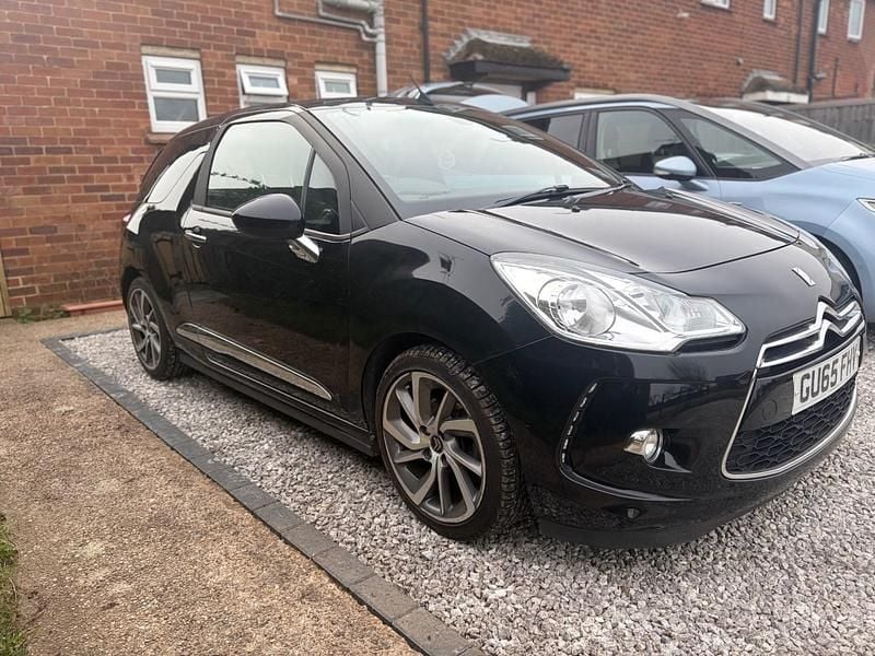 Begagnad Citroën DS3 Cabriolet 165 HK (121 kW) 2015 Svart Cab