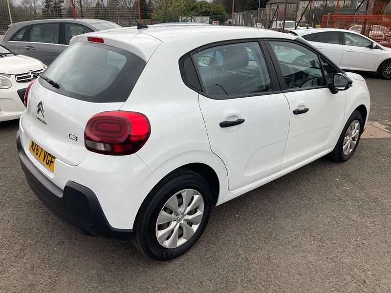 Used Citroën C3 PureTech 110 HP (80 kW) 2017 White Hatchback