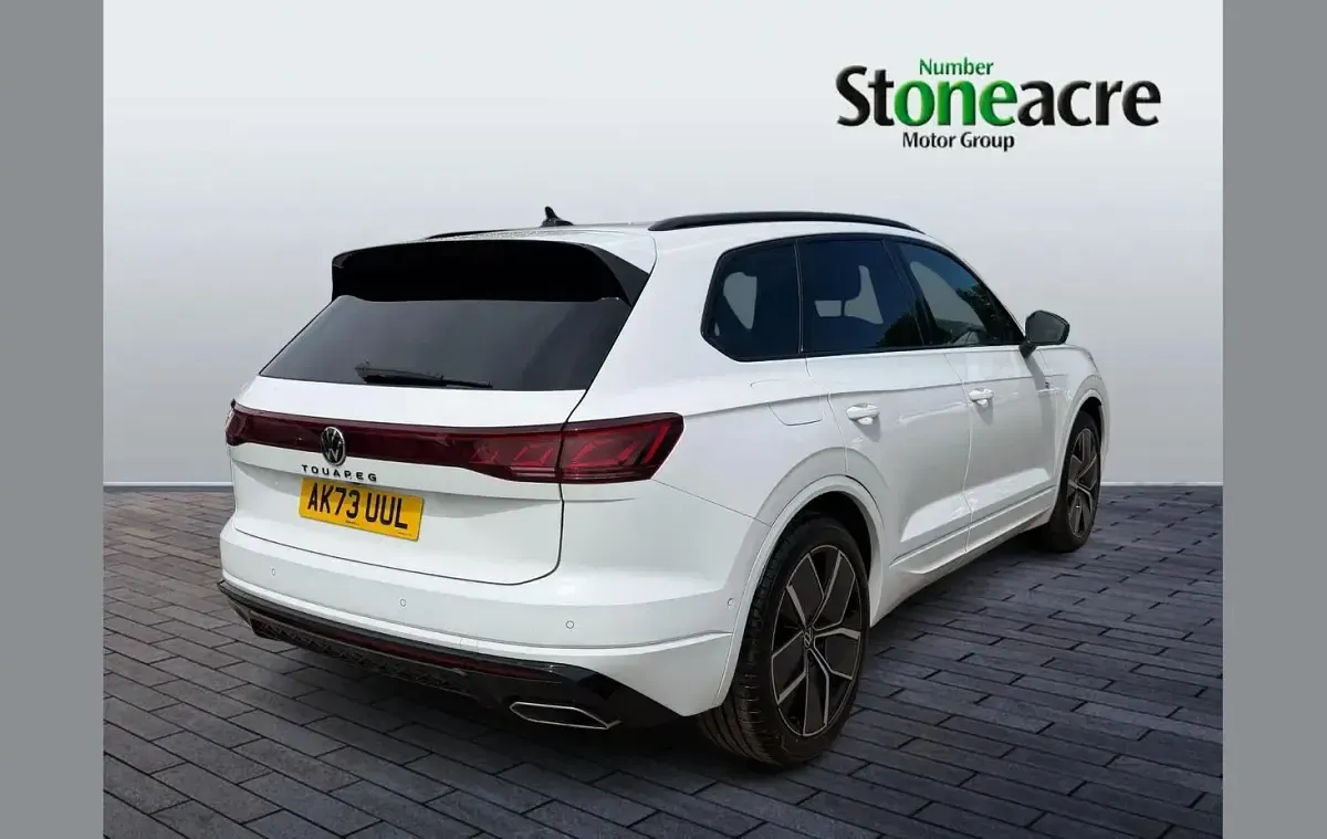 Used VW Touareg Black Edition 286 HP (210 kW) 2024 White SUV