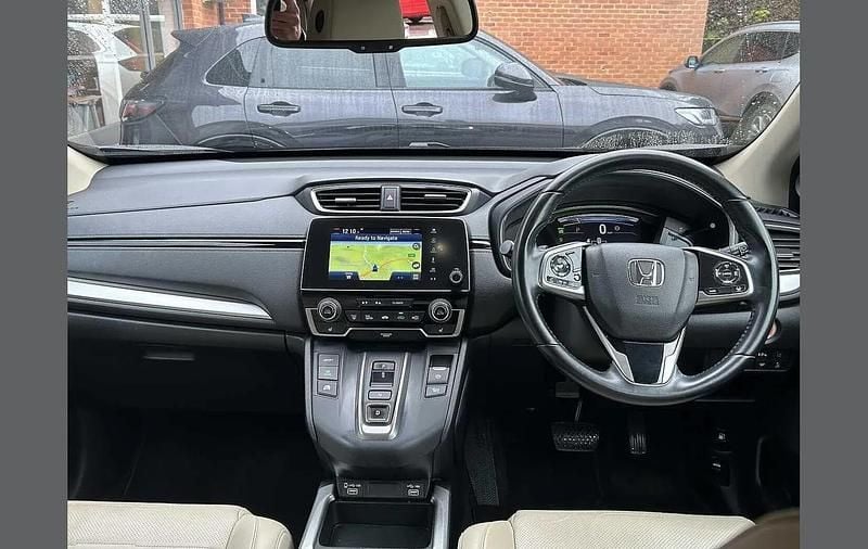 Used Honda CR-V Hybrid 184 HP (135 kW) 2021 Modern steel SUV