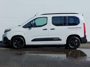 New Citroën Berlingo 101 HP (74 kW) 2026 White MPV