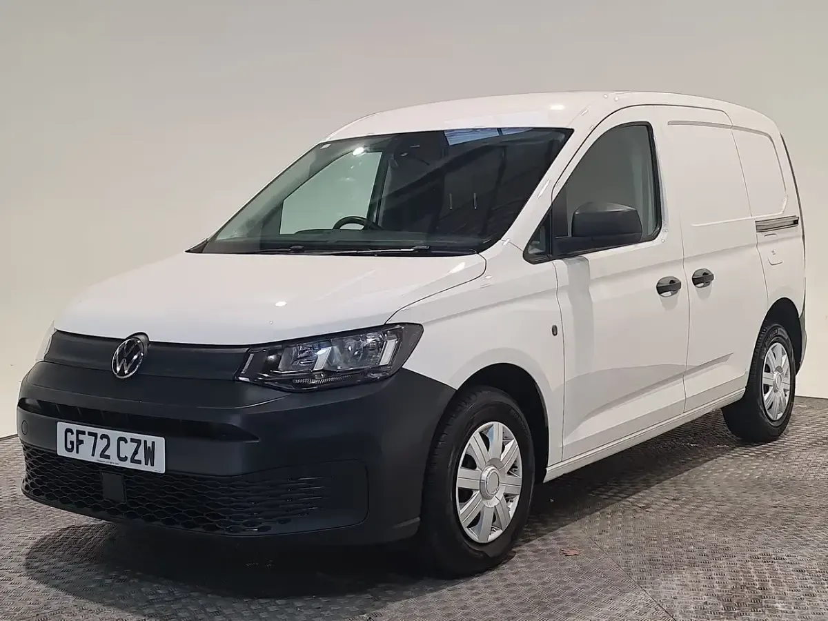 Used VW Caddy 102 HP (75 kW) 2022 White MPV