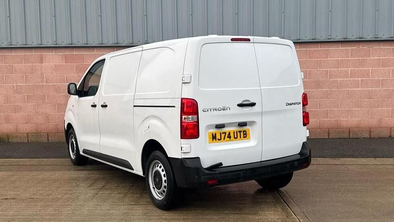 Used Citroën Dispatch 118 HP (86 kW) 2024 White MPV