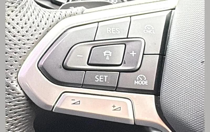 Used VW Tiguan R-line 150 HP (110 kW) 2025 Black SUV