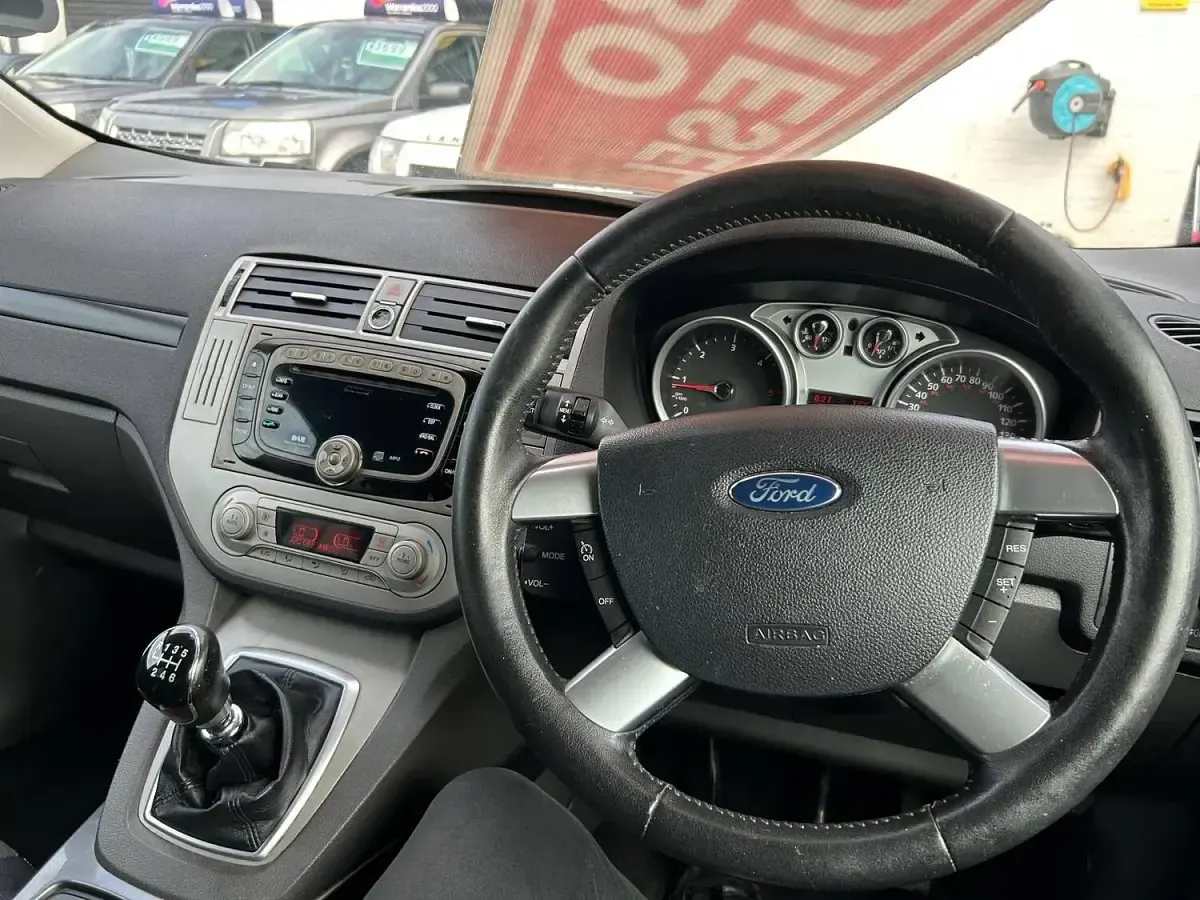 Used Ford Kuga Titanium 160 HP (117 kW) 2011 Black SUV