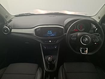 Used MG MG3 Exclusive 106 HP (77 kW) 2024 Blue Hatchback