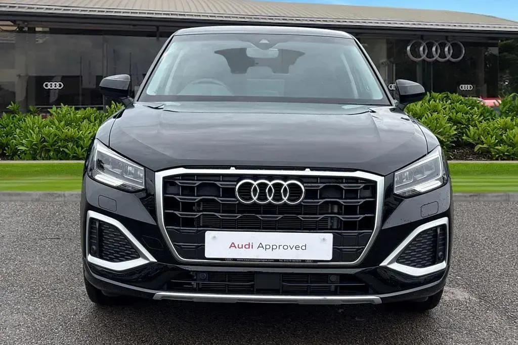 Used Audi Q2 Sport 116 HP (85 kW) 2026 Black SUV