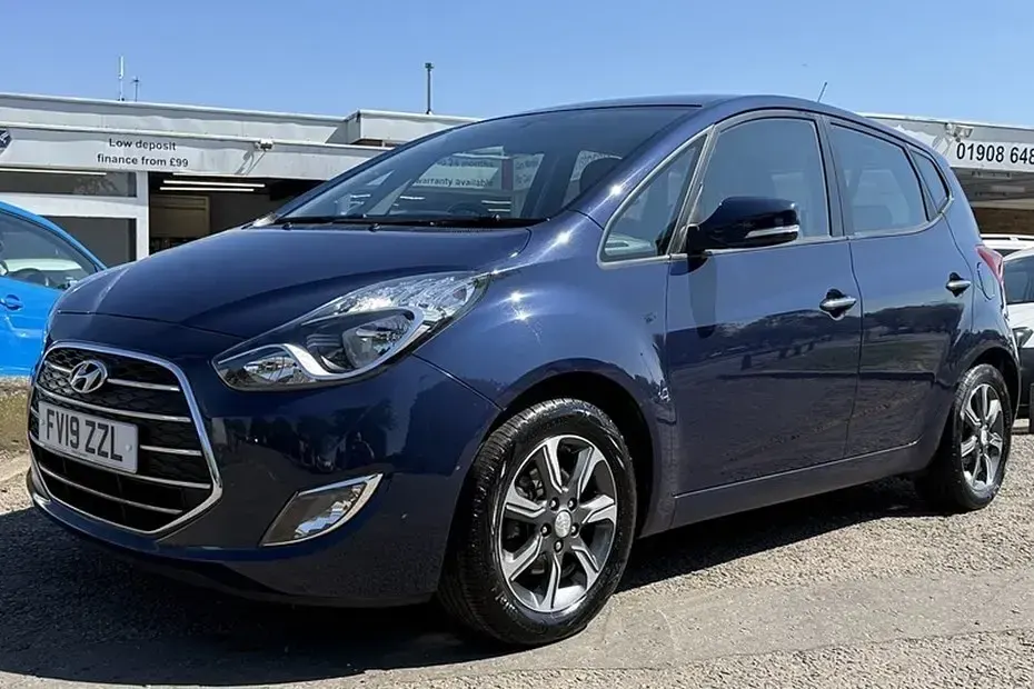 Used Hyundai ix20 SE 125 HP (91 kW) 2019 Stellar blue Hatchback