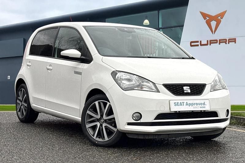 Used Seat Mii 36 kW (50 HP) 2021 White Hatchback