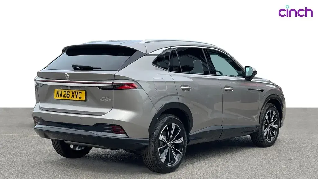 New MG HS 2026 Silver SUV