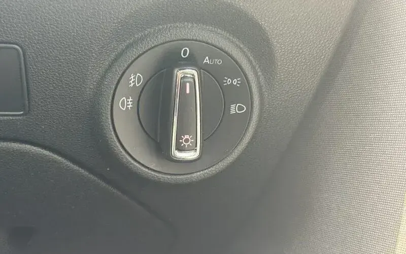 Used Seat Leon FR 150 HP (110 kW) 2019 White Estate