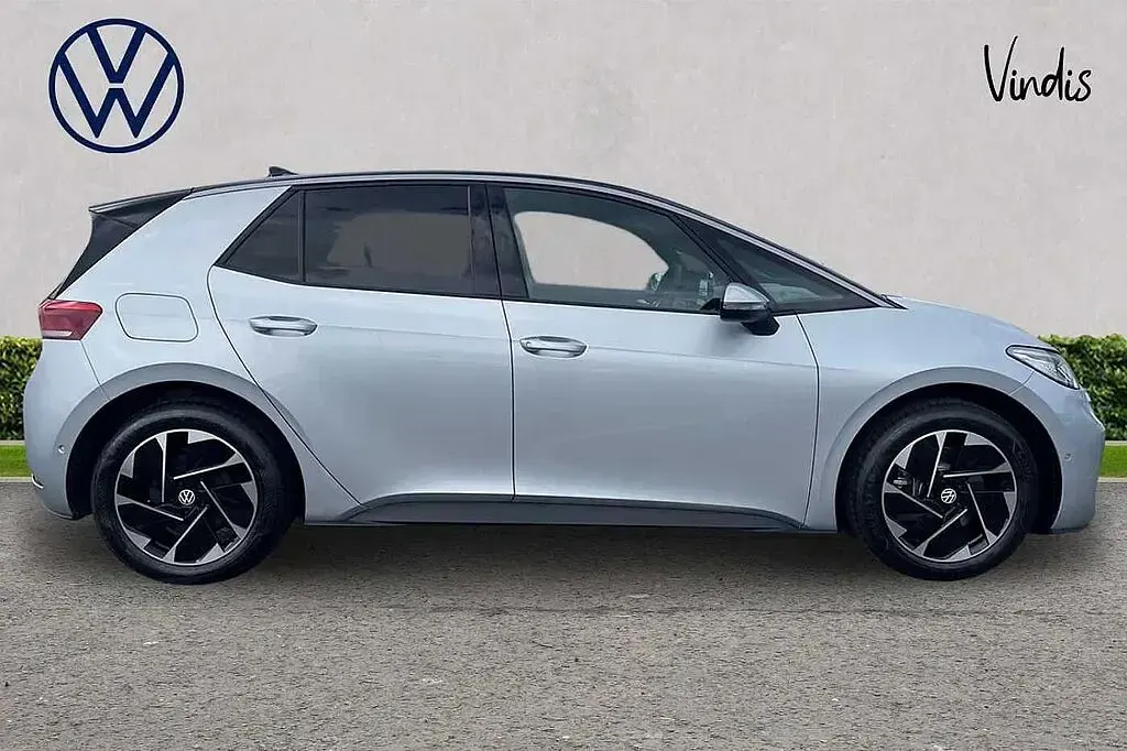 Used VW ID.3 Pro 150 kW (204 HP) 2026 Silver Hatchback