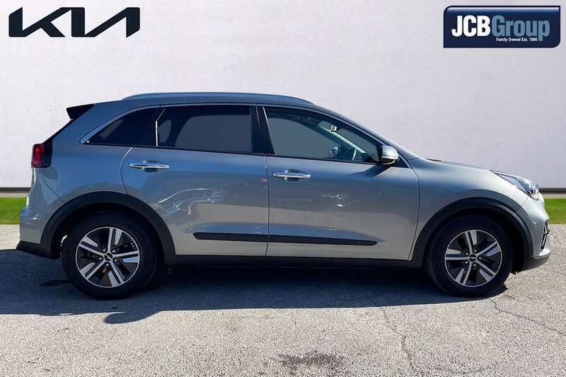 Used Kia Niro 141 HP (103 kW) 2021 Grey SUV