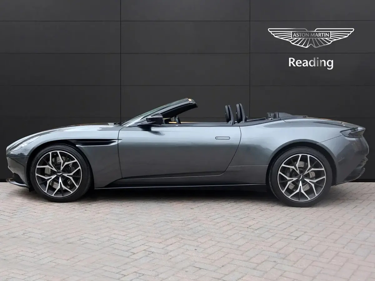 Used Aston Martin DB11 2018 Silver Cabriolet