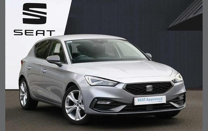 Used Seat Leon FR 147 HP (108 kW) 2021 Silver Hatchback