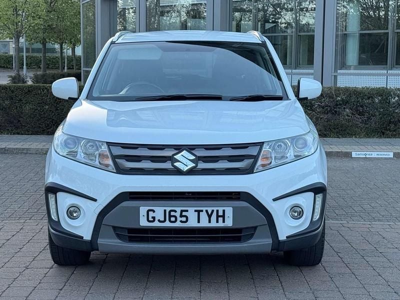 Used Suzuki Vitara SZ-T 120 HP (88 kW) 2015 White SUV