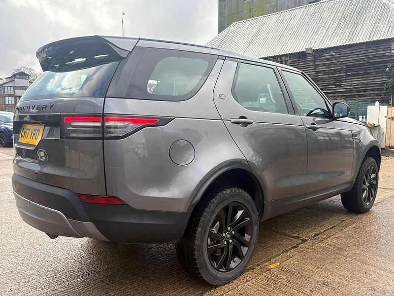 Used Land Rover Discovery 5 SE 2017 Grey SUV