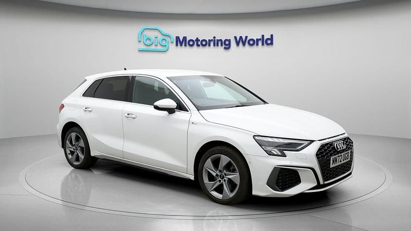 Used Audi A3 Sportback e-tron S-Line 204 HP (150 kW) 2022 White Hatchback