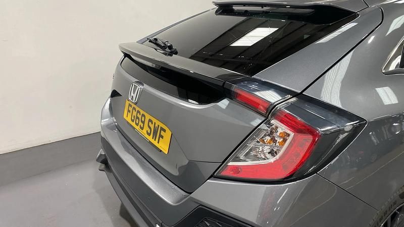 Used Honda Civic EX 120 HP (88 kW) 2019 Grey Hatchback