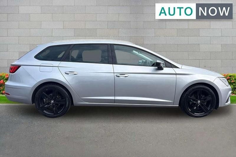 Used Seat Leon FR 2019 Silver Estate