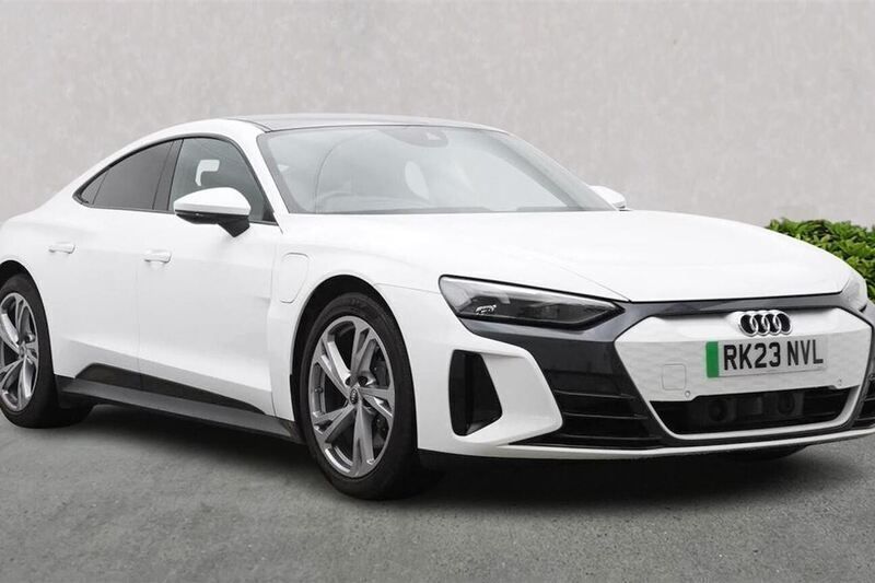 White Used 2023 Audi e-tron GT quattro Comfort Sedan | £48,509 (Super price) - Image 1/4