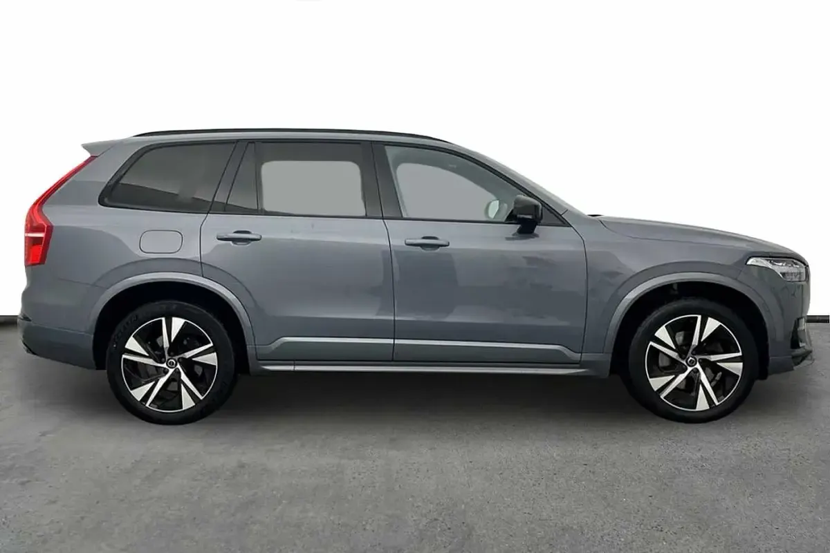 Used Volvo XC90 R-Design 235 HP (172 kW) 2022 Grey SUV