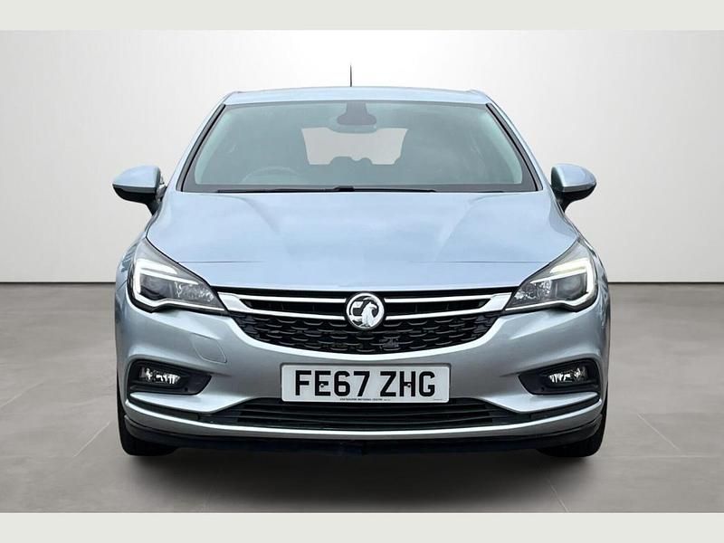Used Vauxhall Astra Elite 148 HP (108 kW) 2017 Grey Hatchback