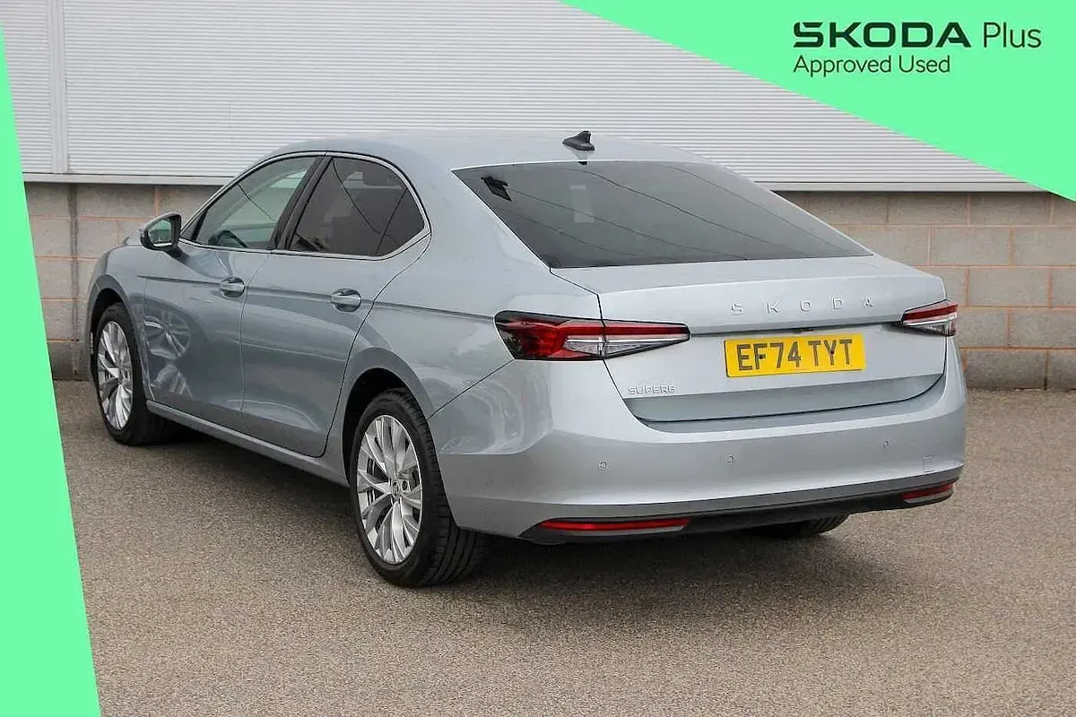 Used Skoda Superb SE L 150 HP (110 kW) 2025 Pebble silver metallic Hatchback