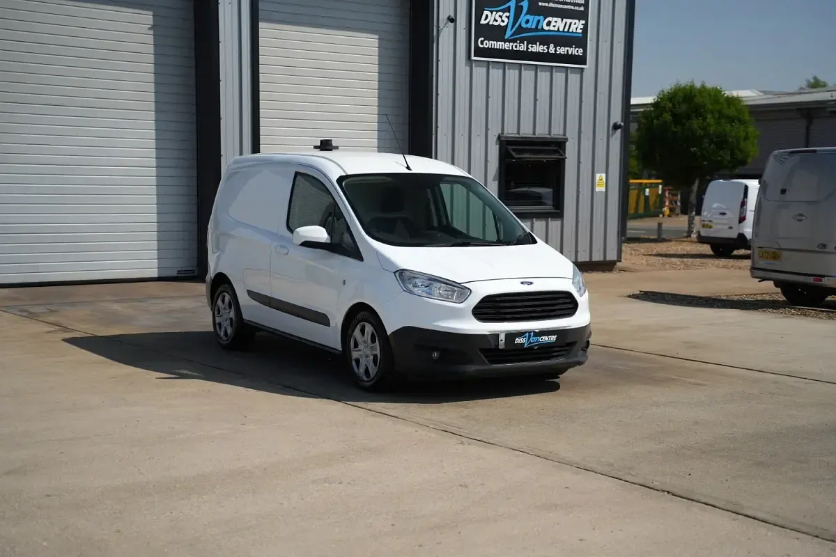Used Ford Transit Trend 100 HP (73 kW) 2018 White Van
