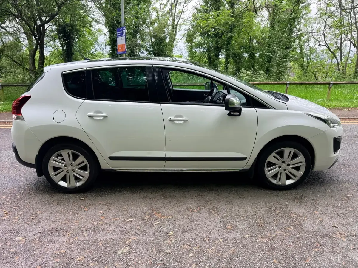 Begagnad Peugeot 3008 Allure 2015 Vit Kombi