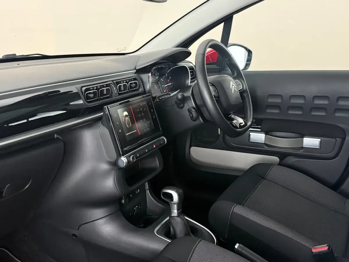 Used Citroën C3 Flair 110 HP (80 kW) 2017 Silver Hatchback