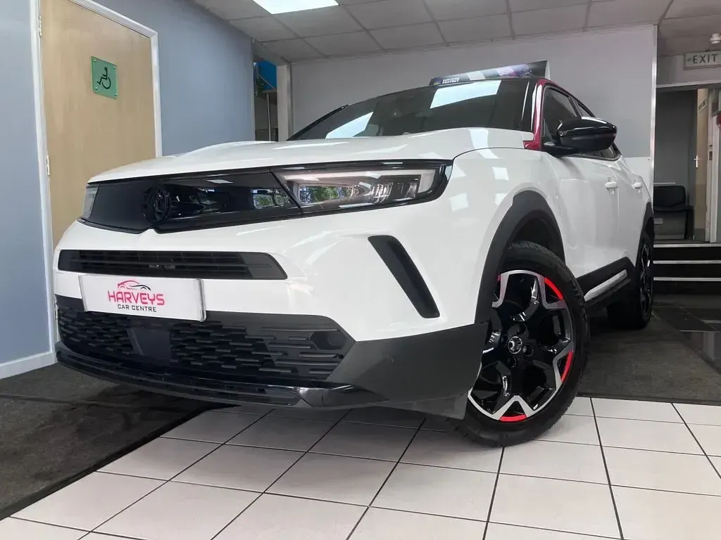 Used Vauxhall Mokka S 100 HP (73 kW) 2023 White SUV